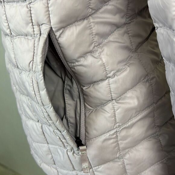 The North Face Thermoball Puffer Jacket Sz Small Lightweight Coat Nano Puff - Picture 5 of 9